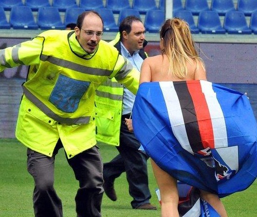 当引援围绕 当引援围绕